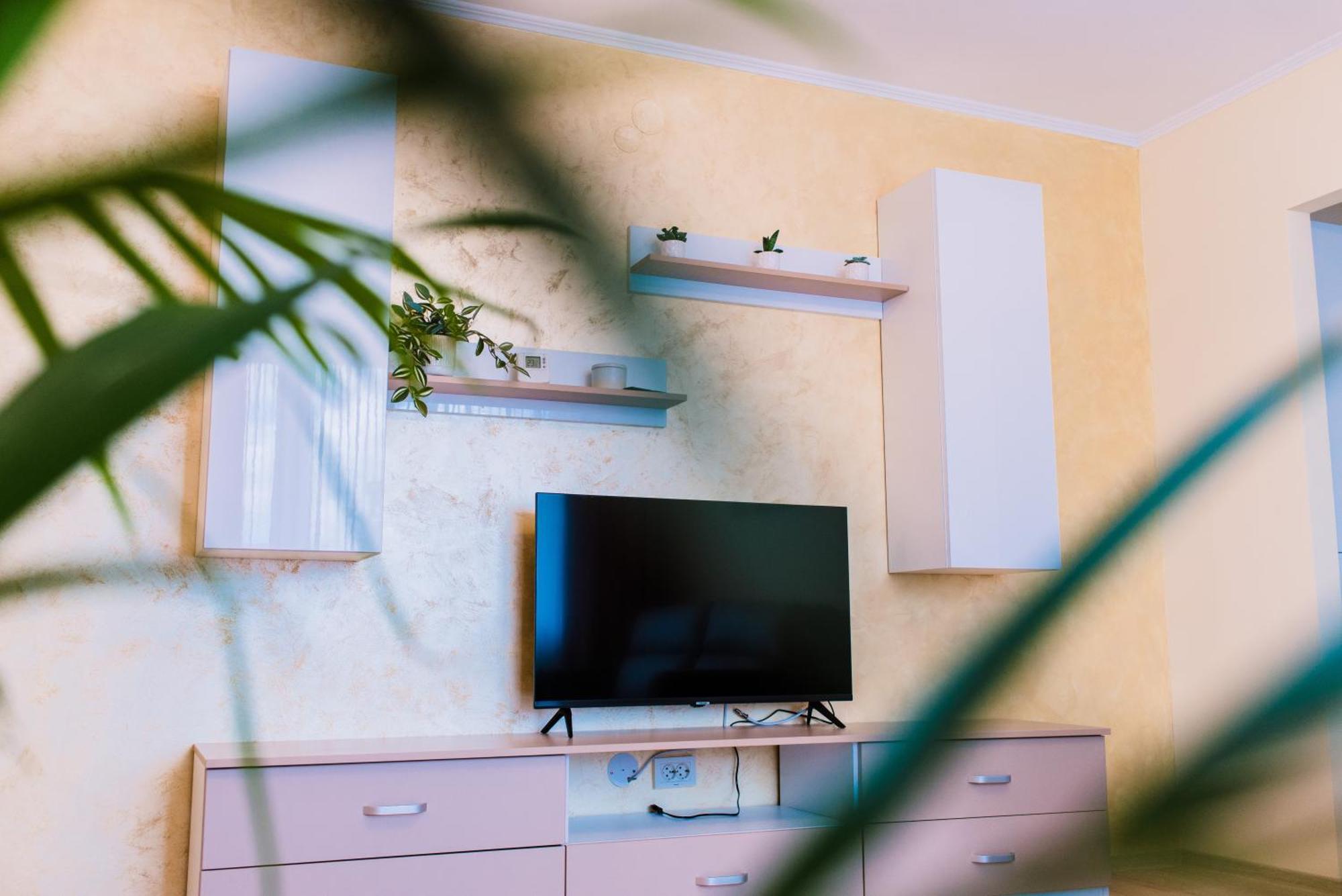 Central White Apartment Satu Mare Ngoại thất bức ảnh